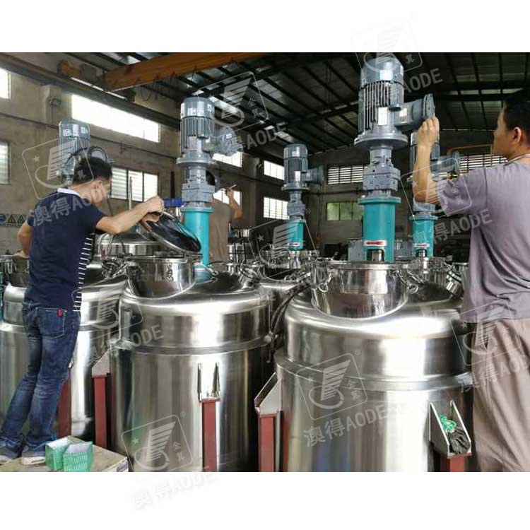 5000L不鏽鋼(gāng)反應釜