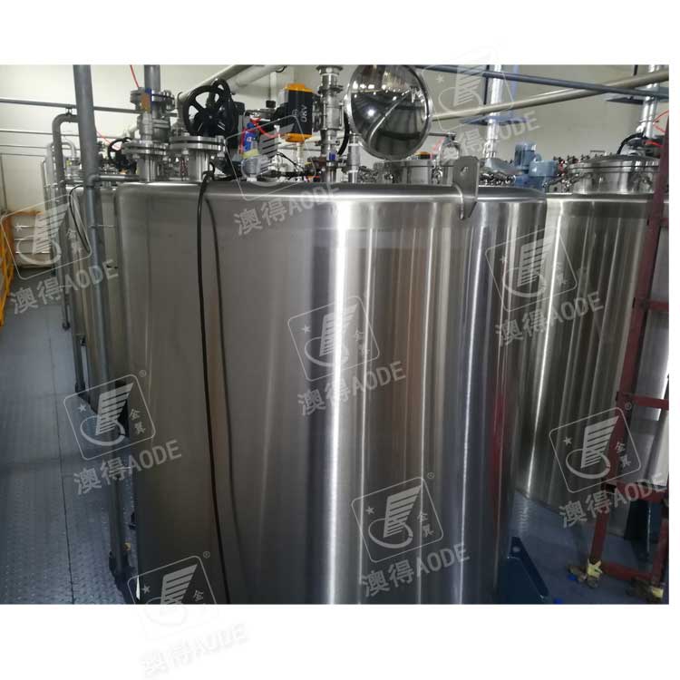 不(bu)鏽鋼儲罐(guàn)