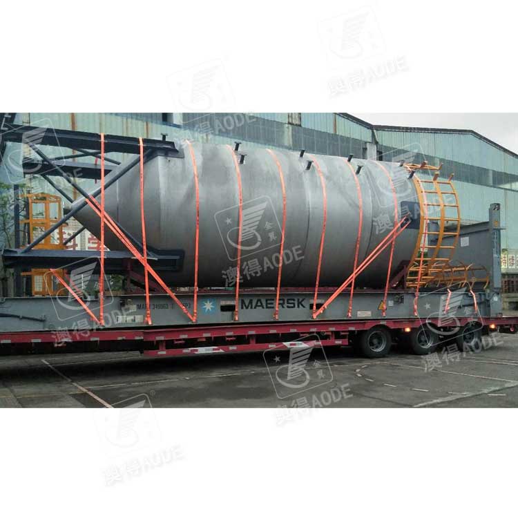 立式大型(xing)儲罐