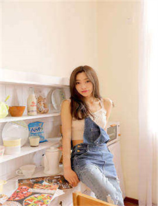 A区欧洲裸体艺术/日韩AV无码一区二区三区不卡毛片